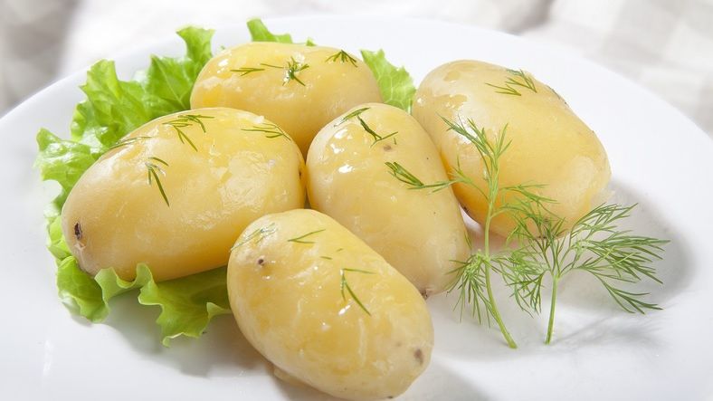 Dieta cu cartofi fierţi. Cum să slăbeşti 5 kg în patru zile