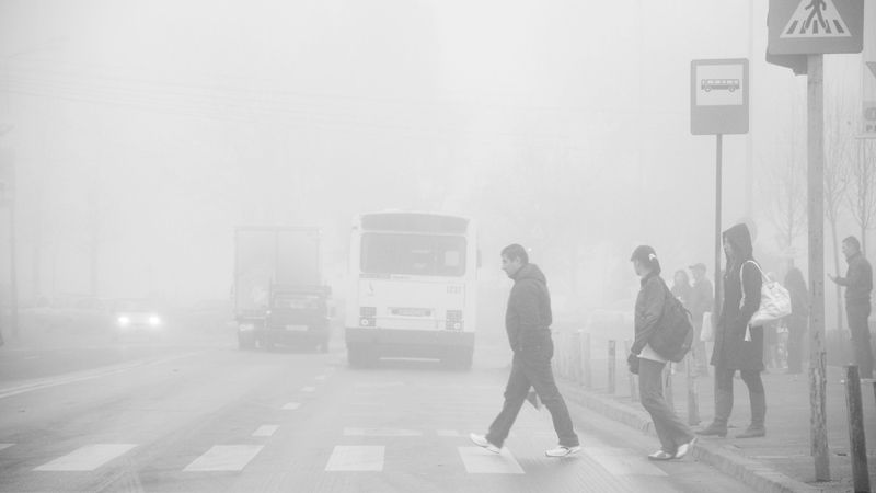 ANM a emis un nou cod galben de ceaţă, valabil până la ora 14.00. Care sunt zonele vizate