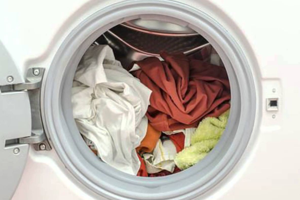 eMAG.ro – Reduceri de 25% la mașinile de spălat rufe