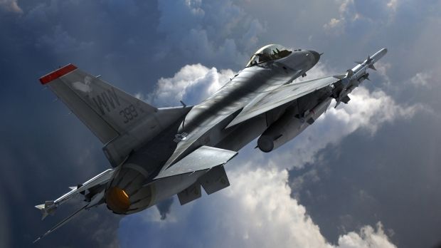 Un avion F 16 s-a prăbuşit în Arabia Saudită