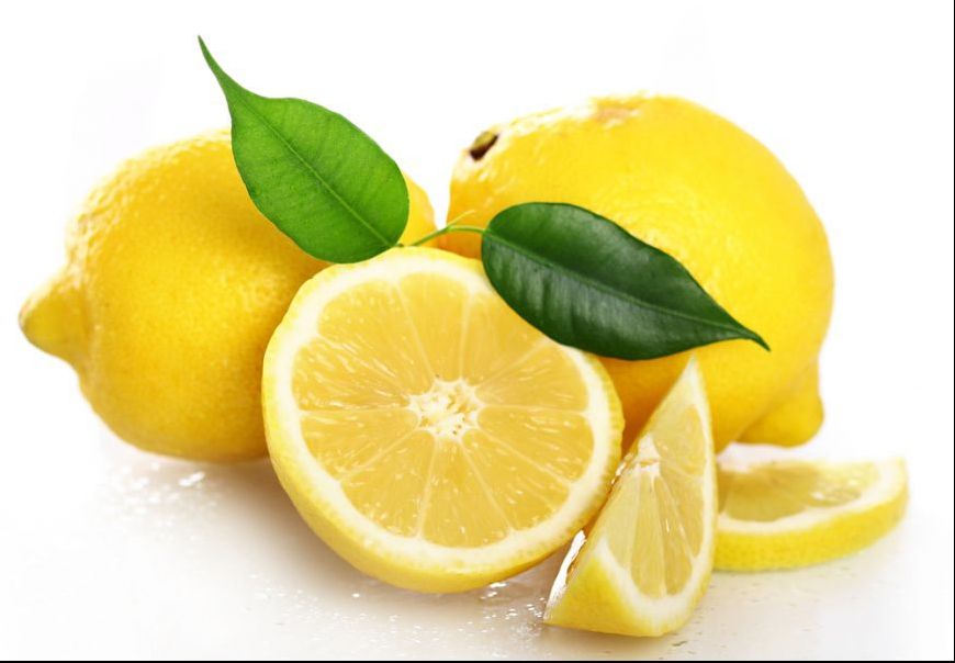 A băgat o lămâie în cuptorul cu microunde. După 20 de secunde, a descoperit ceva incredibil