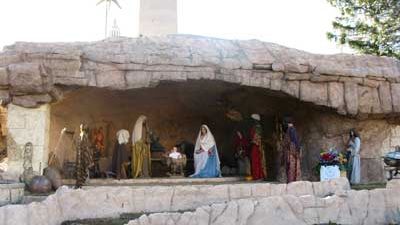 Obicei unic de Crăciun, reconstituit în Ţara Oaşului: Peştera Însufleţită