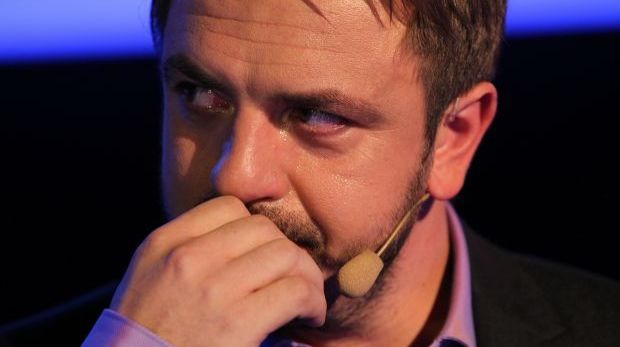 Cum arăta Horia Brenciu în urmă cu 23 de ani, când a apărut prima dată la TVR 1