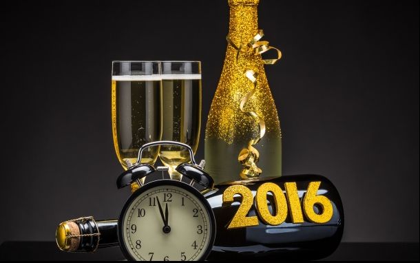 Mesaje și sms-uri de Anul Nou. Ce urări să le transmiți celor dragi la cumpăna dintre ani