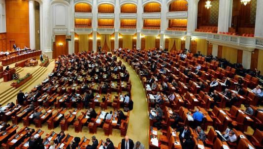 Legile care dau emoţii prelungite datornicilor, amânate 