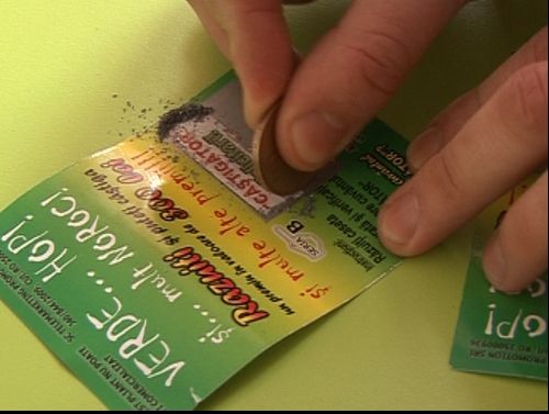 A câștigat la loz de 2 ori în aceeași zi. Ce sumă incredibilă a încasat norocosul