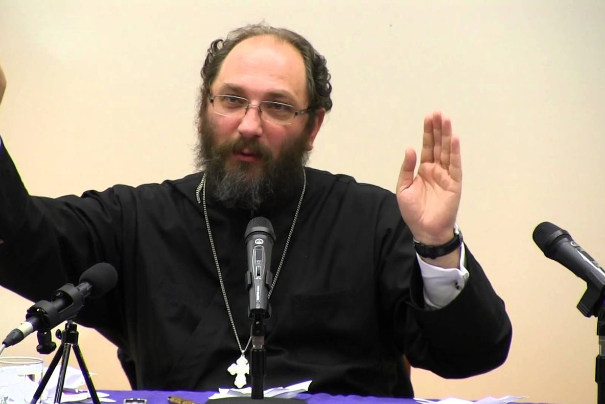 Cum ne dăm seama care e persoana potrivită pentru noi? Răspunsul preotului Constantin Necula