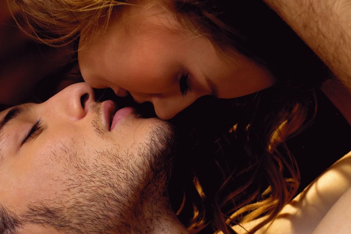 Horoscop: Zodia care sărută cel mai bine