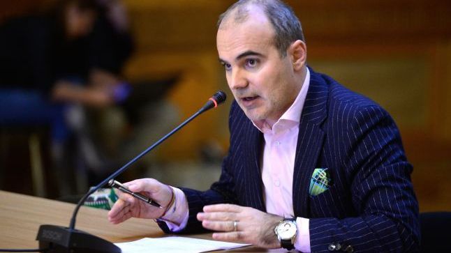 Rareș Bogdan, despre protestul ciobanilor: Parlamentarii sfidează poporul român!