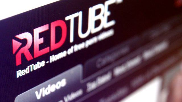 Lovitură pentru cei care vizionează filme XXX pe calculator. E oficial. A început!