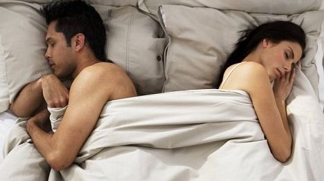 A apărut un nou tip de infidelitate. Partenerul te înşală chiar sub ochii tăi, dar nu-ţi dai seama