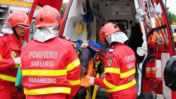 Accident cumplit pe Autostrada Soarelui. Trei maşini, făcute praf: un mort