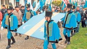 Consiliul Județean Harghita a votat steagul secuiesc ca steag al județului