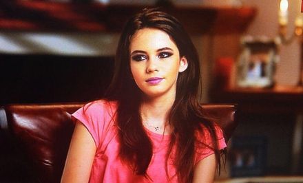 Rebecca Prodan a strălucit la prezentarea de modă semnată Lăcrămioara Iordăchescu și Adela Diaconu