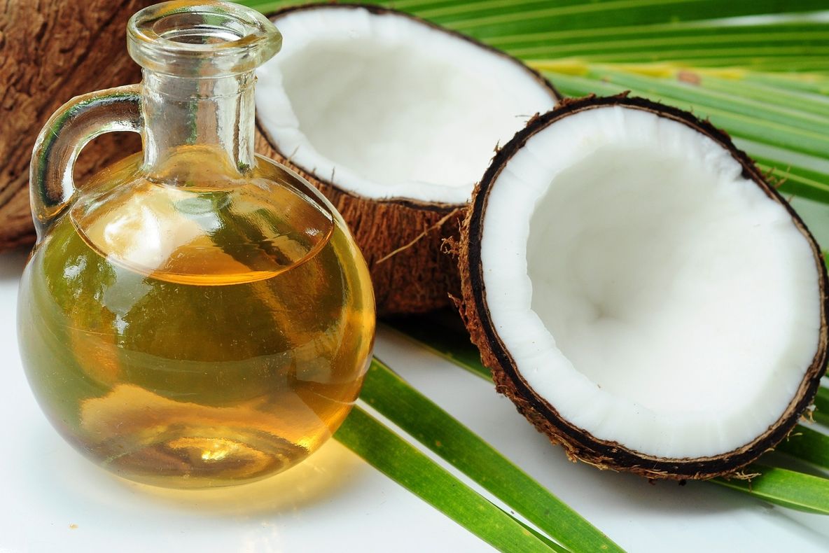 I-a dat zilnic soțului său 2 linguri de ulei de cocos ca să trateze o boală cruntă. Ce s-a întâmplat