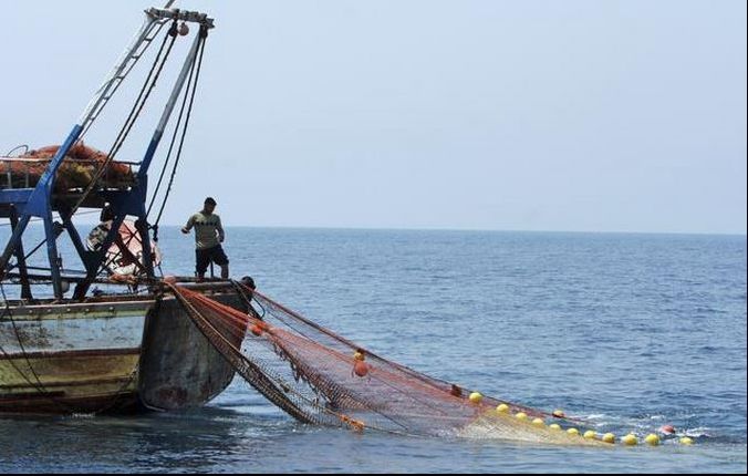 Erau la pescuit când au simțit năvodul îngreunat. Au încremenit când au văzut ce au scos din apă
