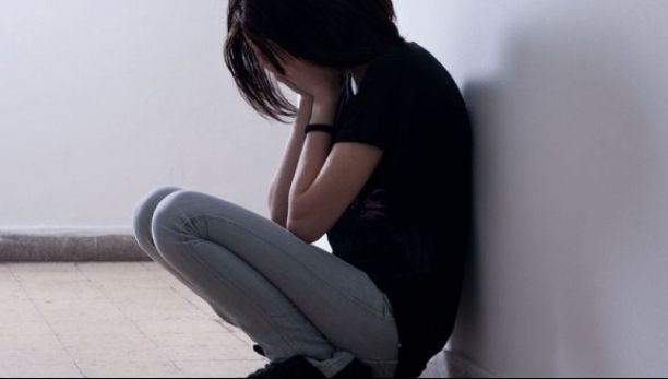 Nouă victimă a sistemului. Motivul teribil pentru care o fată de 17 ani s-a sinucis: bunica sa acuză