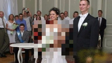 Cum a apărut o mireasă în fața altarului? Preotul a dat-o imediat afară: ”E o blasfemie”