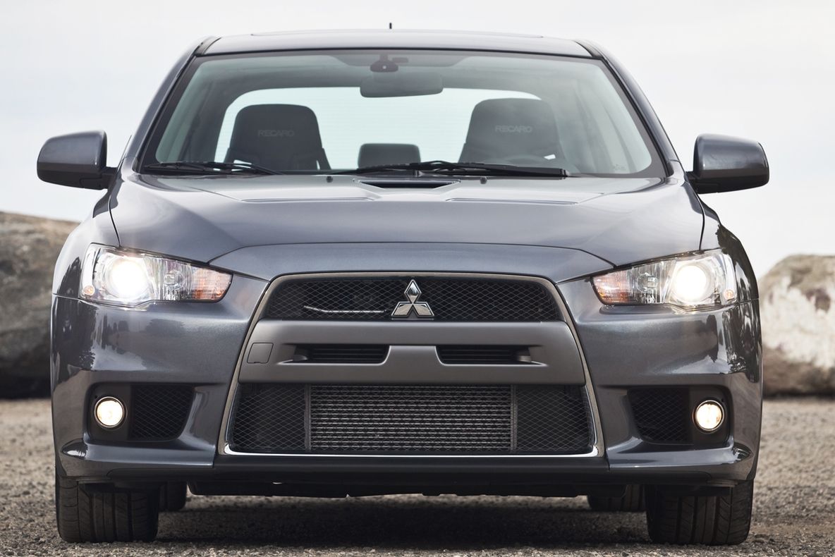 Și-a lăsat mașina pe malul lacului. Cum a găsit-o dimineaţa. A rămas mască!