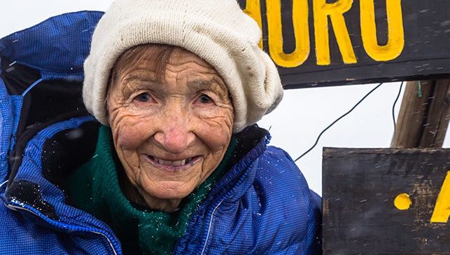 De necrezut! Ce a făcut această bătrânică de 86 de ani a uimit întreaga lume