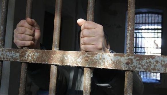 Actorul dintr-un serial foarte îndrăgit în România a ajuns după gratii