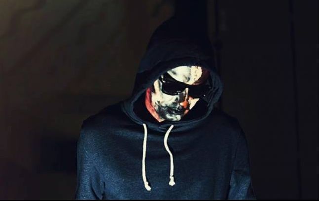 Carla's Dreams a plagiat ”Sub pielea mea” după o piesă de Florin Chilian