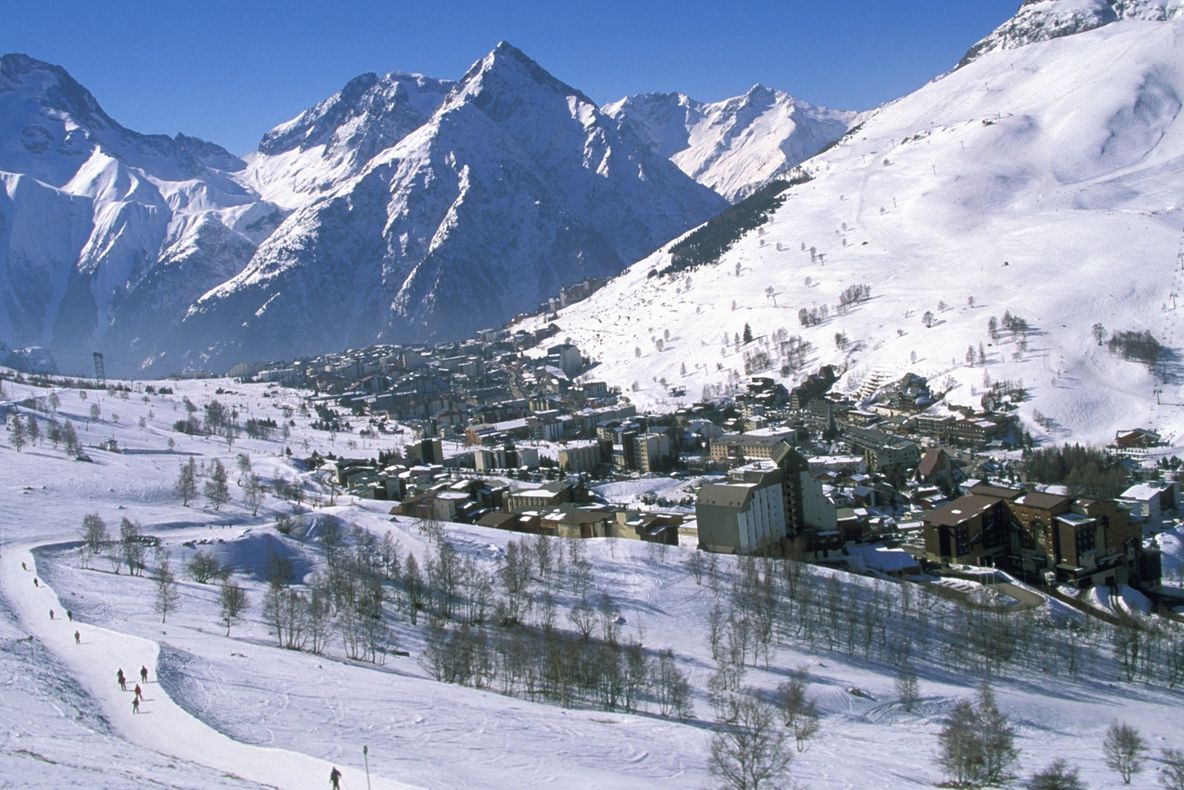 Avalanşă în Alpii francezi:un grup de liceeni şi profesorul lor, surprinşi. 3 morţi, numeroşi răniţi