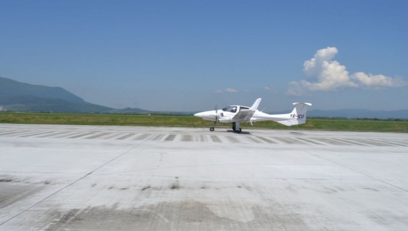 Aeroportul din Braşov ar putea să nu se mai construiască. Încurcături legate de teren 
