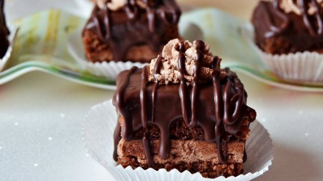 REŢETĂ AMANDINE. Cum faci la tine acasă amandine precum cele de la cofetărie. Delicioase!