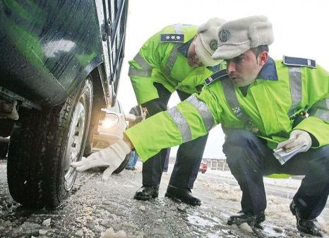 Anunţ de ultimă oră de la Poliţia Rutieră. Date fiind condițiile meteo...