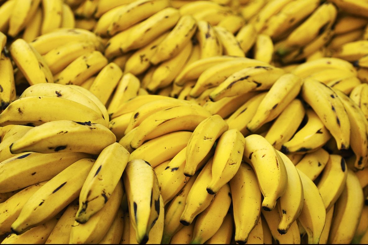 Adevărul ascuns despre banane. Ce se întâmplă dacă le mănânci zilnic