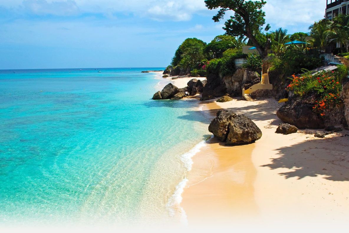 O patroană şi-a păcălit angajaţii că sărbătoresc firma. Au ajuns într-o vacanţă de lux