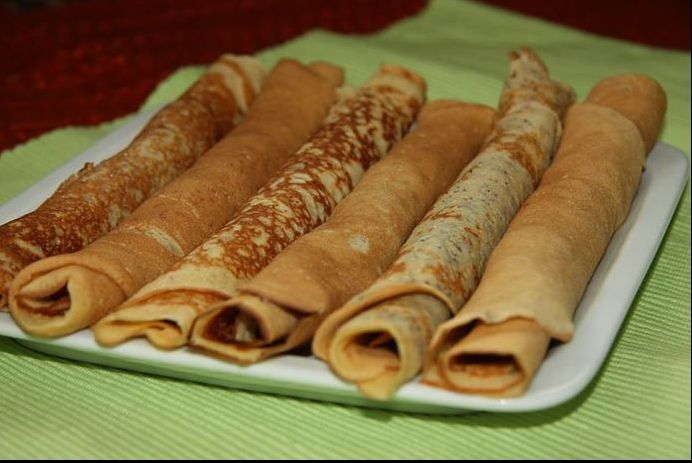 Așa prepari cele mai bune clătite fără făină! Desertul, gata în numai 5 minute