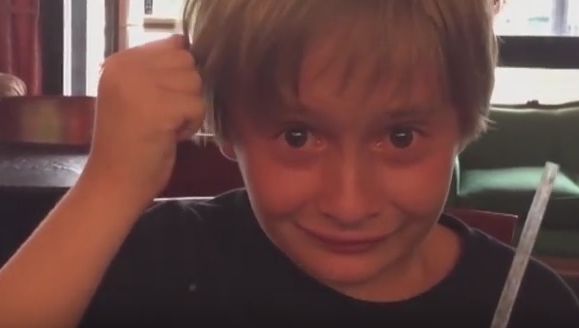 Cel mai "urât" cadou de Crăciun. Imaginile care au scandalizat o lume întreagă: A cui a fost ideea?!