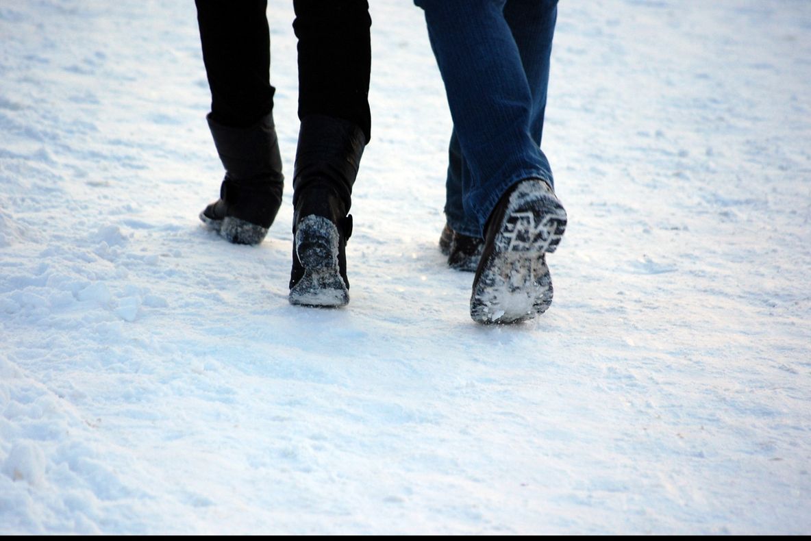 Ger năprasnic în România. Ce să pui în ghete ca să nu-ți mai înghețe picioarele