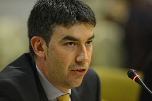 Şeful Cancelariei lui Cioloş ar fi afirmat că "sunt prea mulţi ţigani în Guvern". A urmat o demisie