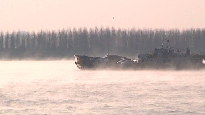 Fierbe Dunărea! Fenomenul straniu produs la Galaţi