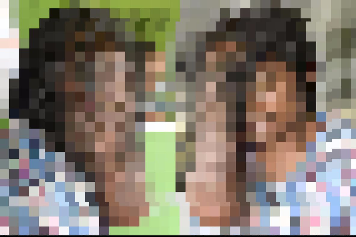 I se spune ”omul elefant” și e lovit de trecători cu pietre. Acum a primit o a doua șansă la viață