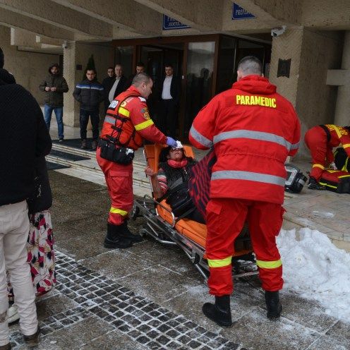 Ce s-a întâmplat cu femeia mutilată de concubinul său, în văzul tuturor, ziua în amiaza mare