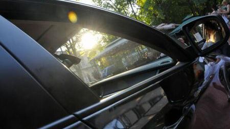 Proiect de lege: cursuri suplimentare pentru șoferii cu mașini cu volan pe partea dreaptă