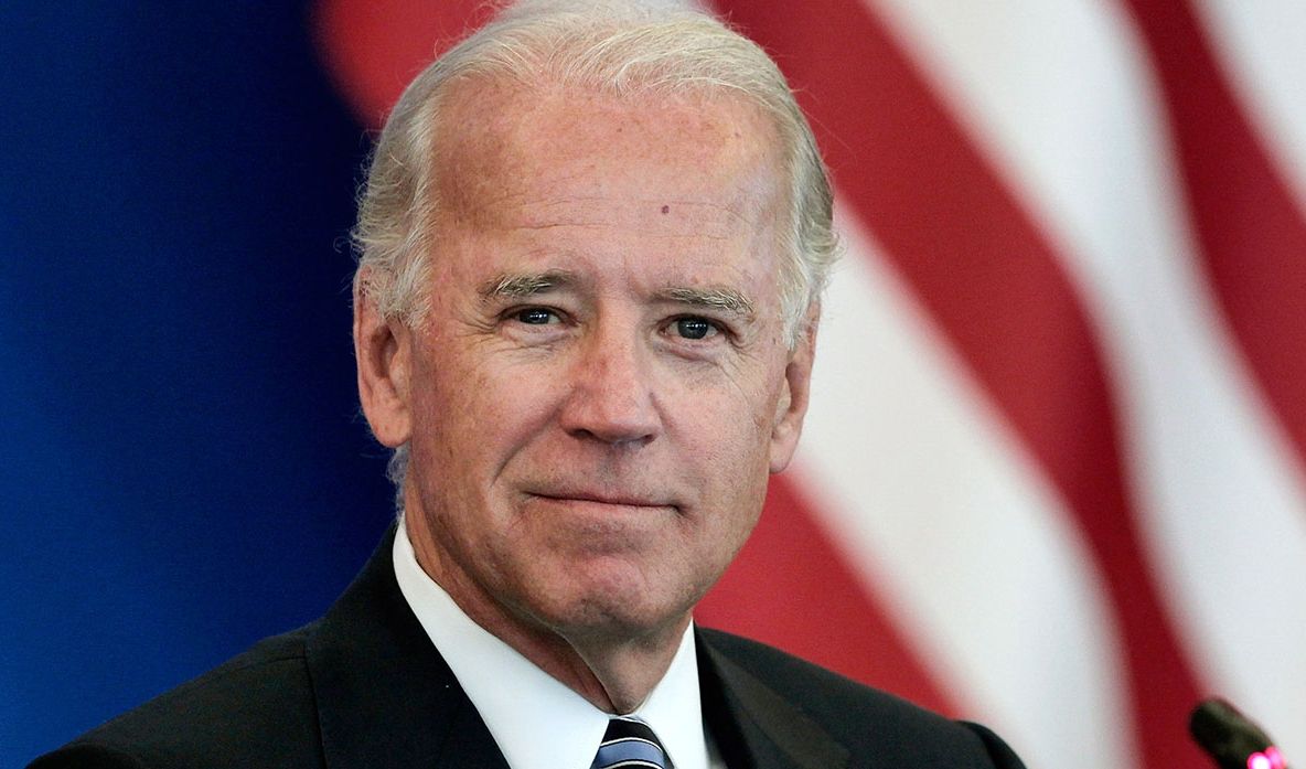 Joe Biden îl critică dur pe Erdogan, pentru atitudinea sa faţă de intelectualii şi presa din Turcia