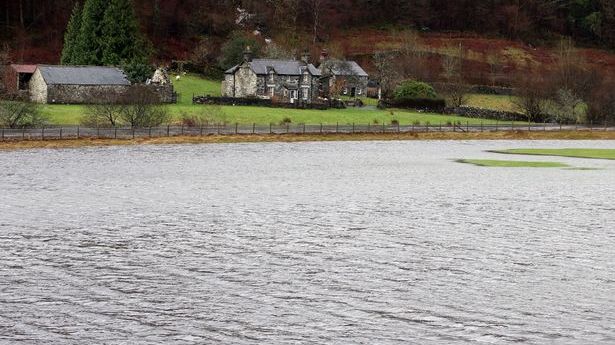 Oraşul în care plouă fără încetare de 82 de zile