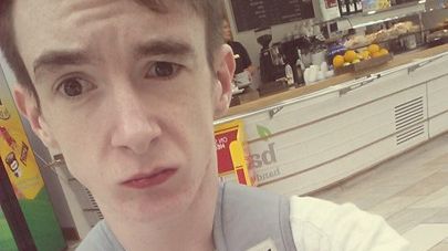 S-a dus la aeroport şi a început să strige "Sunt terorist". Explicaţia gestului său e neaşteptată