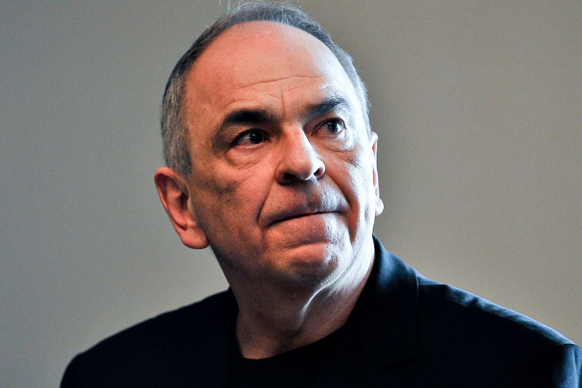 Gabriel Liiceanu: Scara fermecată a lui Traian Băsescu