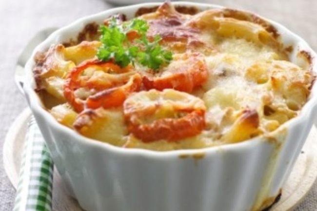 Cea mai simplă reţetă de macaroane cu brânză