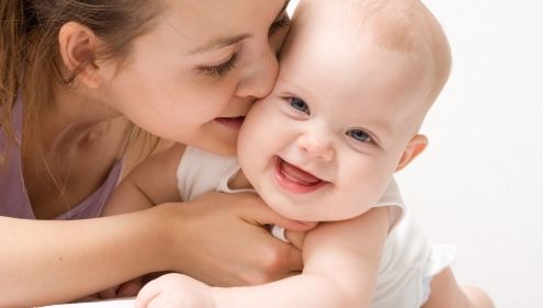 Anunţ important pentru mamele din România. Ce se întâmplă cu indemnizaţia de creştere a copilului