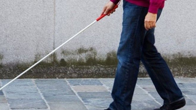 40.000 de nevăzători din România văd, de fapt, foarte bine. Unii au carnete de conducere