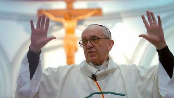 Papa Francisc, mesaj emoţionant transmis de Anul Nou
