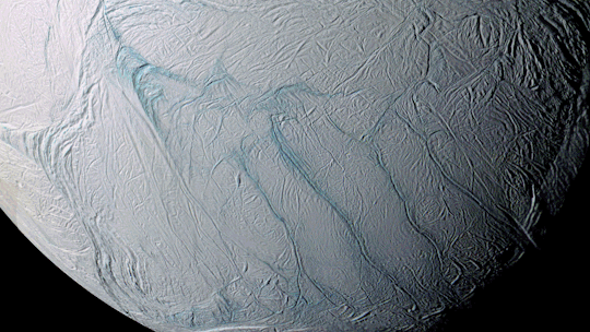Stupoare la NASA. Un "melc" se târăşte pe planeta Pluto