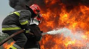 Incendiu de proporţii la Săcele, în judeţul Braşov